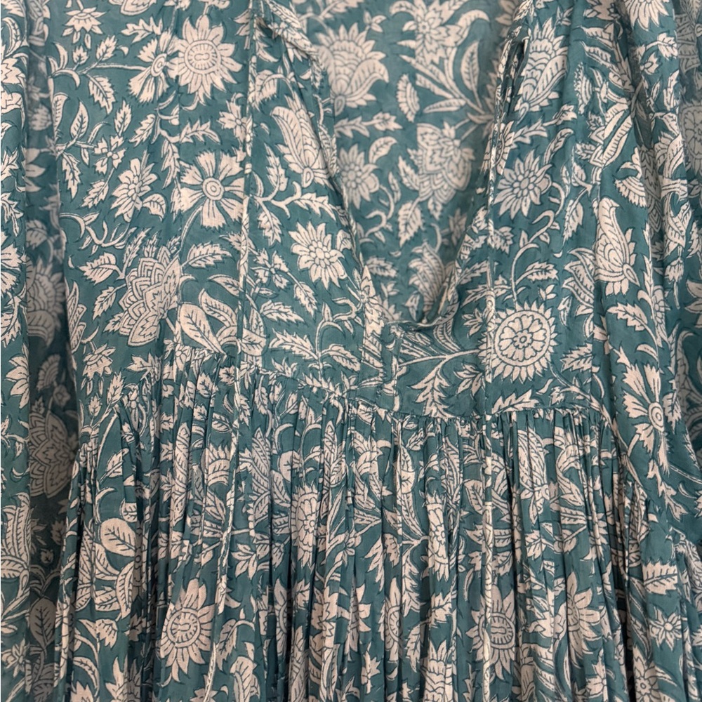 Daughters of India Dress - Picture 3 of 4